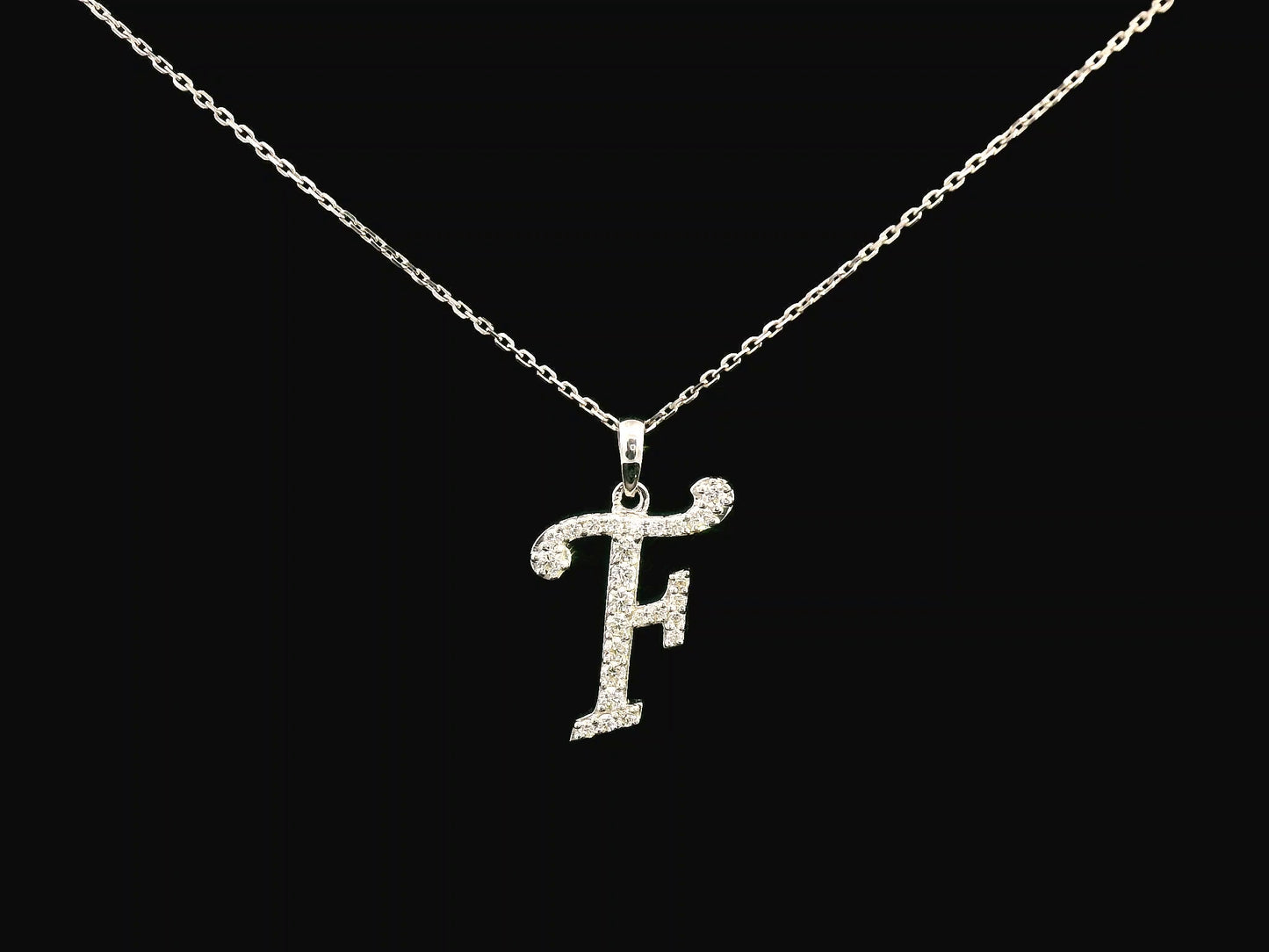 18K gold diamond initial pendant featuring 0.21 carats of brilliant diamonds, personalized letter necklace, luxury monogram jewelry gift.