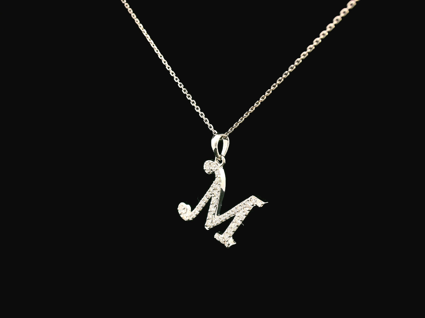 18K gold diamond initial pendant featuring 0.32 carats of brilliant diamonds, personalized letter necklace, luxury monogram jewelry gift.