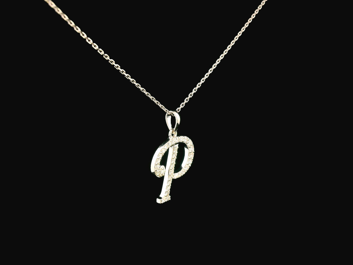 18K gold diamond initial pendant featuring 0.20 carats of brilliant diamonds, personalized letter necklace, luxury monogram jewelry gift.