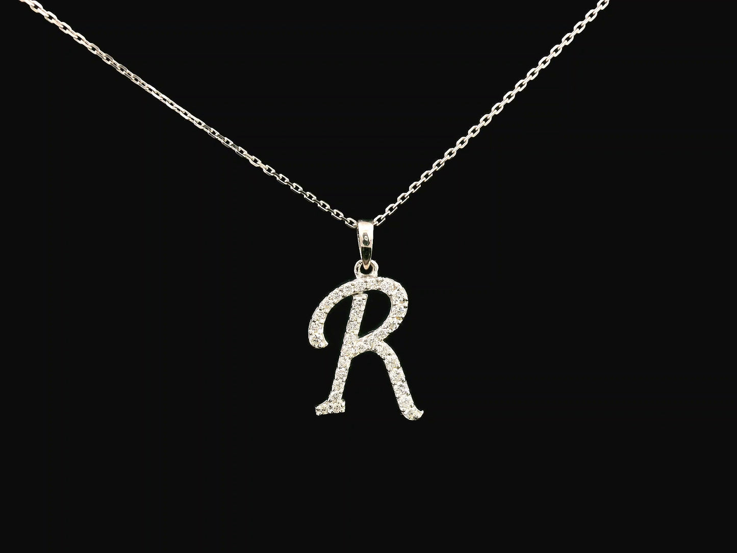 18K gold diamond initial pendant featuring 0.23 carats of brilliant diamonds, personalized letter necklace, luxury monogram jewelry gift.