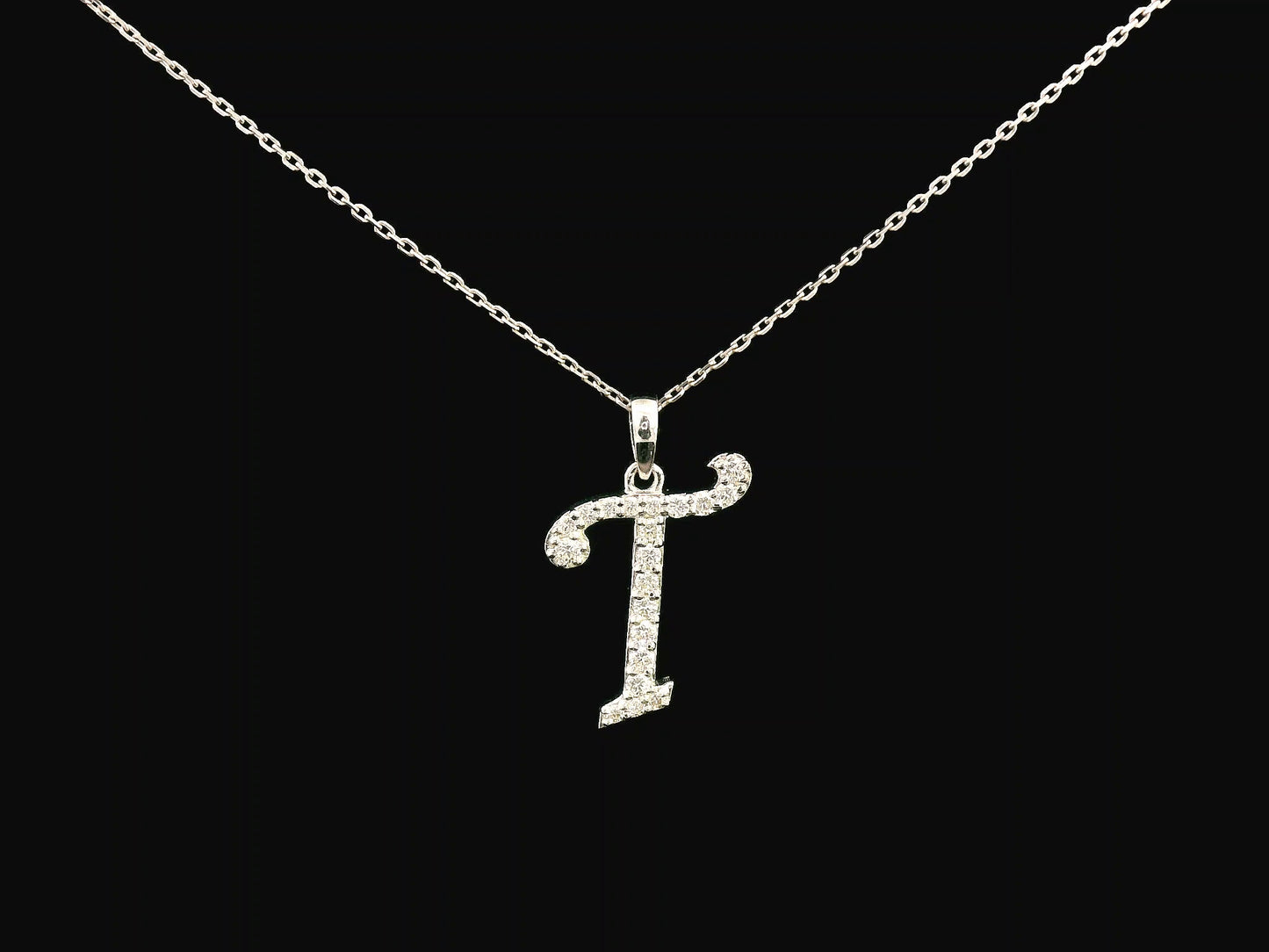 18K gold diamond initial pendant featuring 0.20 carats of brilliant diamonds, personalized letter necklace, luxury monogram jewelry gift.