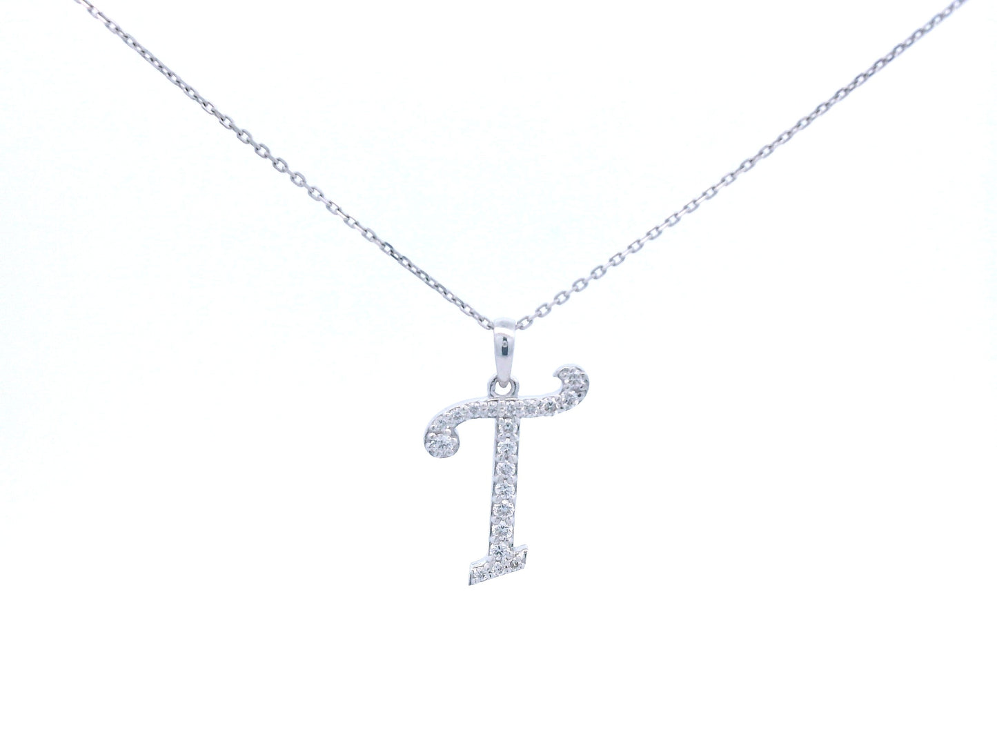 18K gold diamond initial pendant featuring 0.20 carats of brilliant diamonds, personalized letter necklace, luxury monogram jewelry gift.
