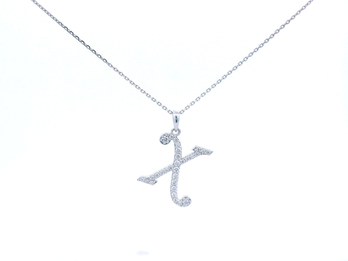 18K gold diamond initial pendant featuring 0.24 carats of brilliant diamonds, personalized letter necklace, luxury monogram jewelry gift.