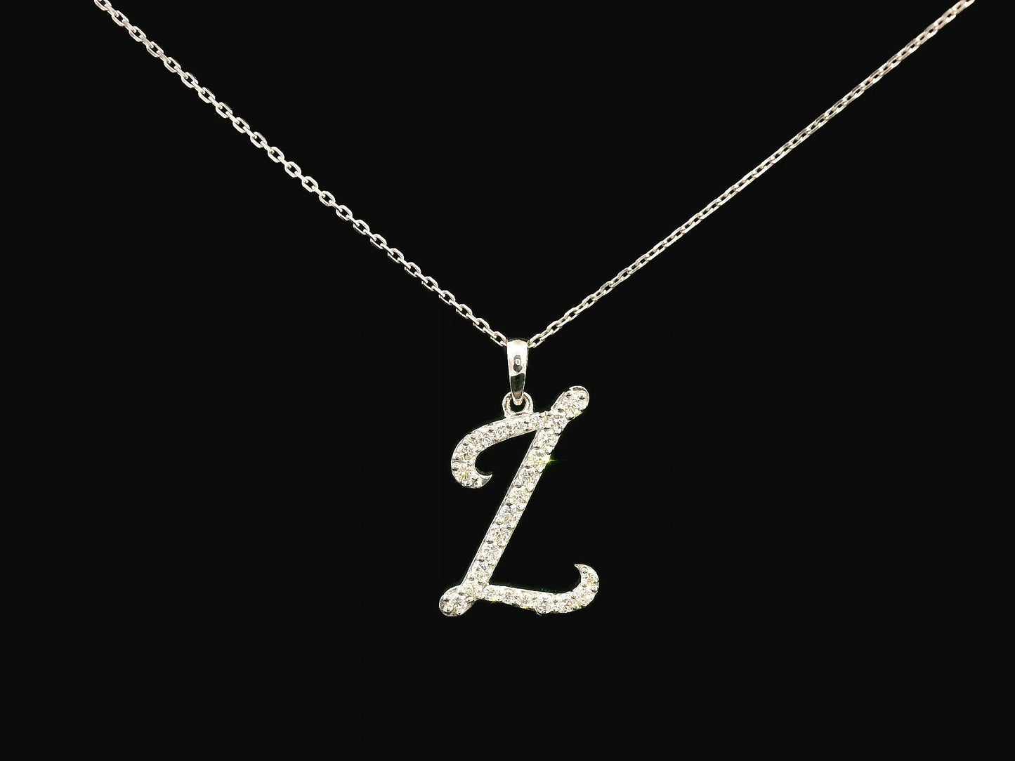 18K gold diamond initial pendant featuring 0.26 carats of brilliant diamonds, personalized letter necklace, luxury monogram jewelry gift.