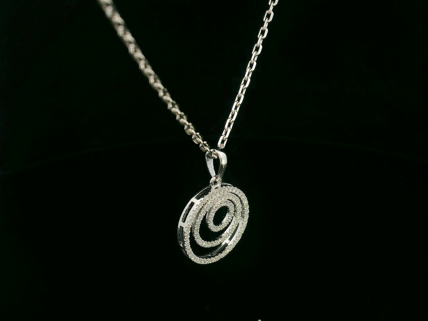 18K white gold triple-circle diamond pendant necklace – 0.33ct diamonds by Emirates Diamonds.