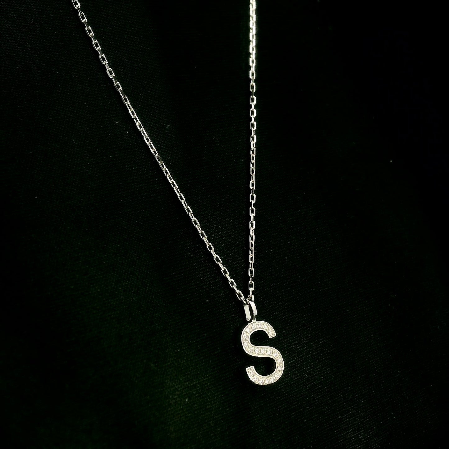 Diamond Initial S Alphabet Pendant In 18k Gold