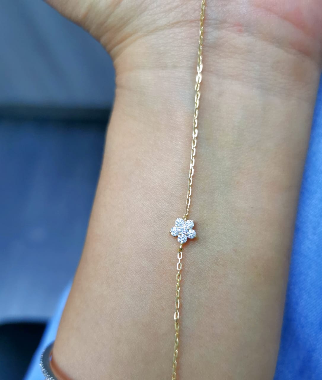 Flower Cluster Diamond Bracelet In 18k Yellow Gold.