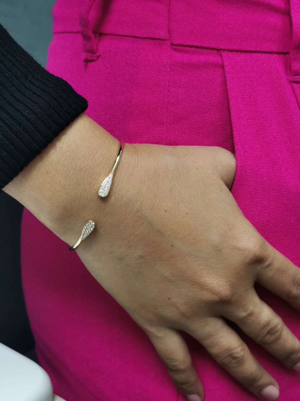 Open Cuff Diamond bangle In 18k Yellow Gold.