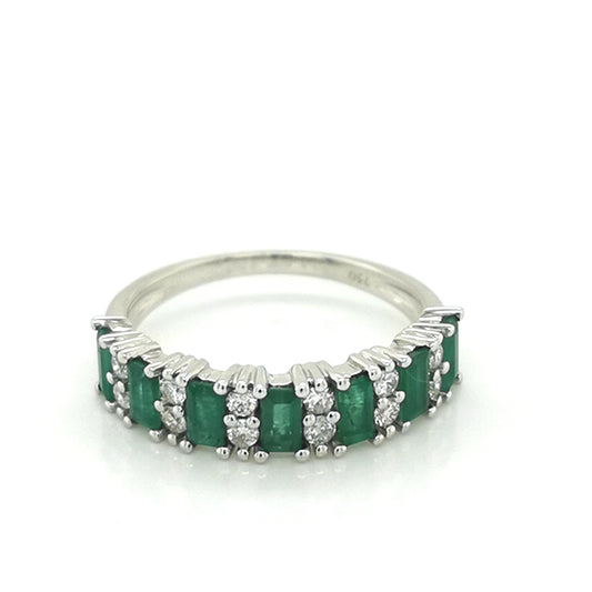 Emerald And Diamond Ring In 18k White Gold
