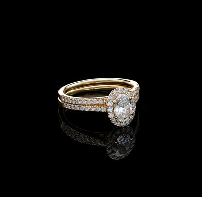 Oval Diamond Halo Bridal Set in 18K Yellow Gold | GIA Certified