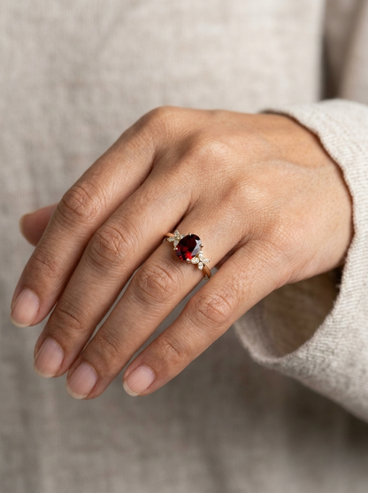 18K Yellow Gold Garnet & Diamond Floral Ring.