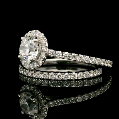 Brilliant 1.01 Carat Diamond Engagement Ring & Wedding Band Set in 18K White Gold.