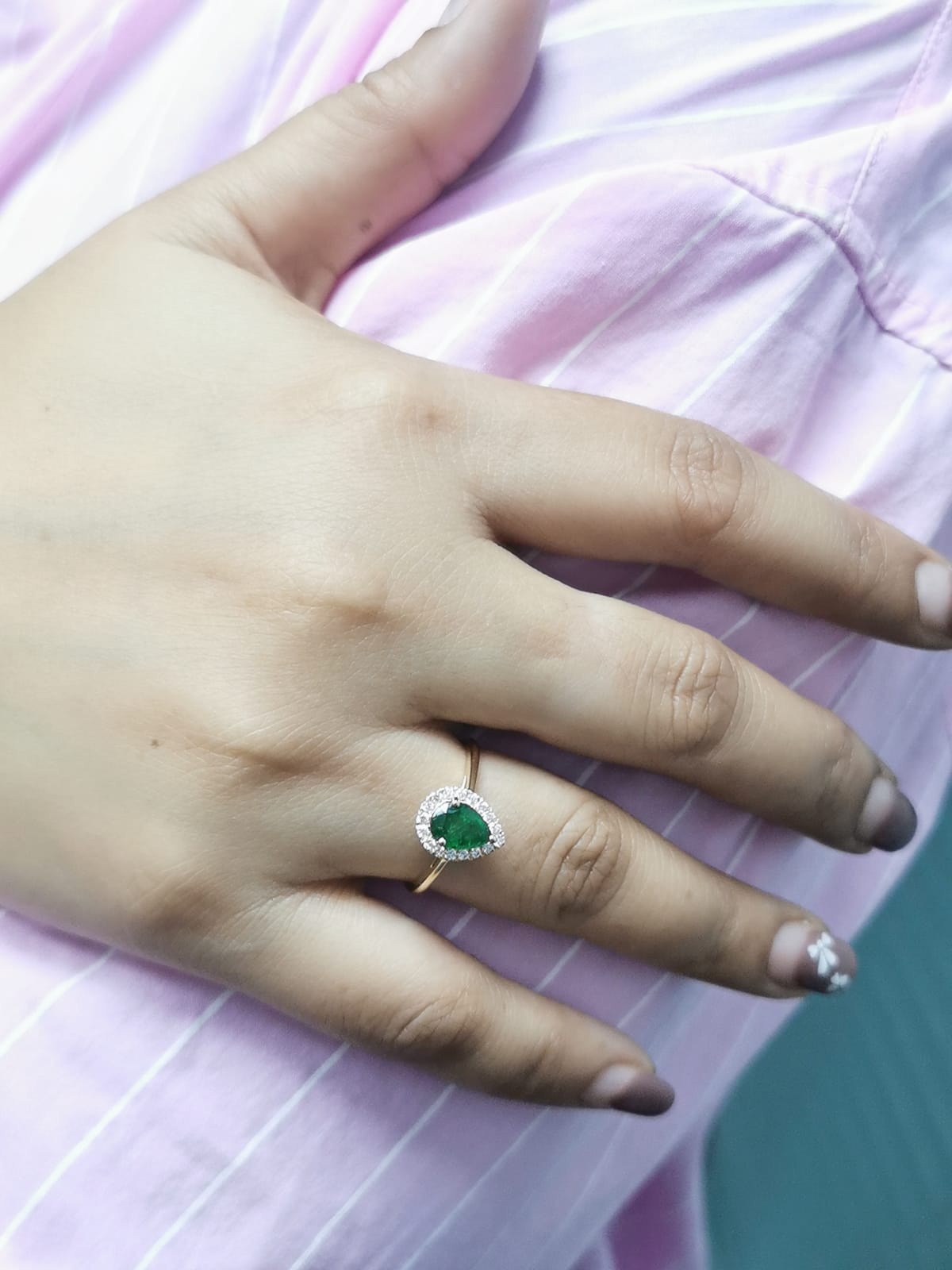 18k Yellow Gold Pear-Shaped Emerald Ring with Diamond Halo.