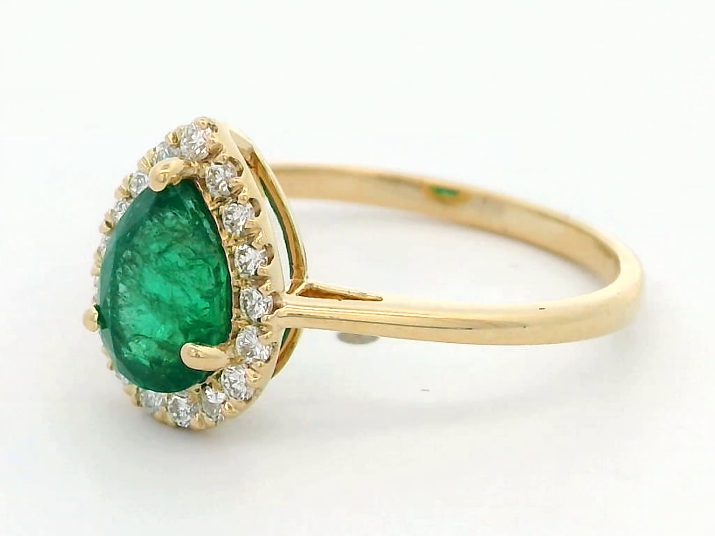 18k Yellow Gold Pear-Shaped Emerald Ring with Diamond Halo.