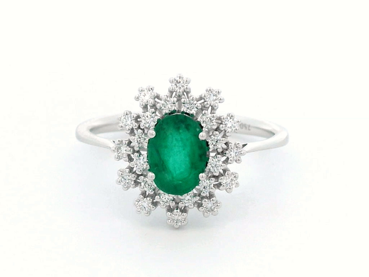 18k Gold Emerald & Diamond Cluster Ring – Unmatched Elegance!