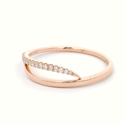 18K Gold Diamond Crossover Ring – Elegant Two-Band Design