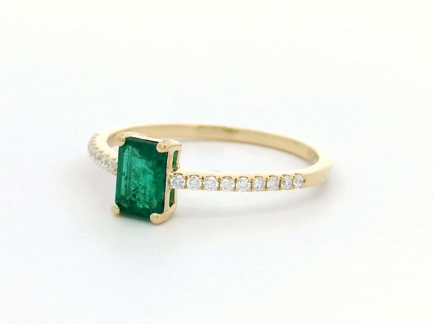 18K Gold Emerald-Cut Emerald Ring – 0.48 Carat Gemstone with 0.11 Carat Diamond Band