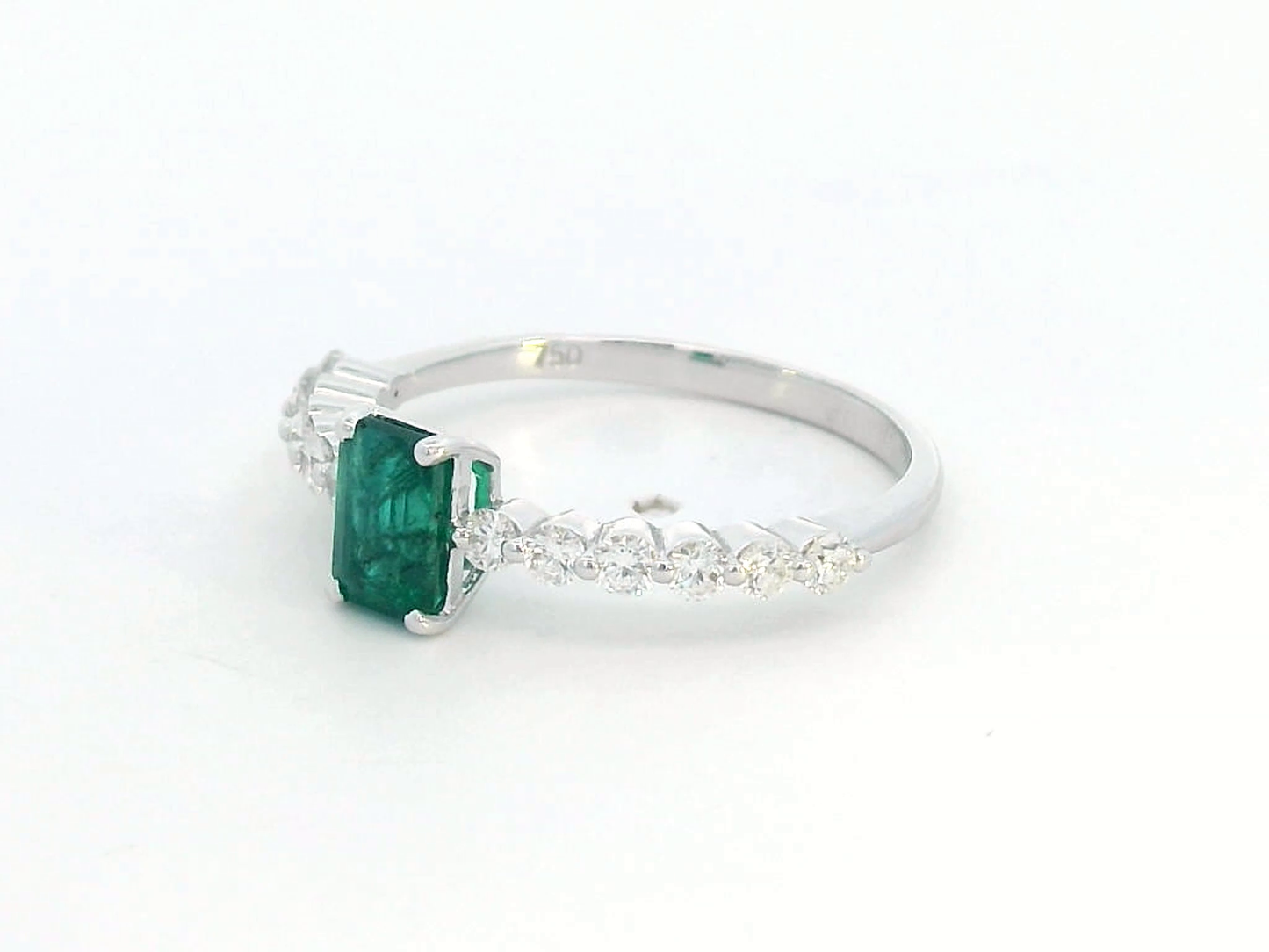 18k White Gold Emerald and Diamond Ring – 0.65 Carat Emerald, 0.40 Carat Diamonds