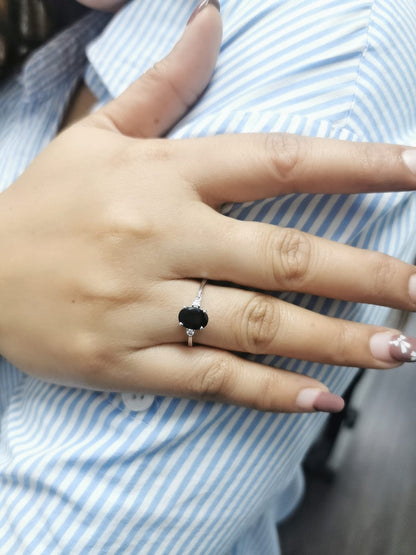 18K White Gold Oval Sapphire and Diamond Ring