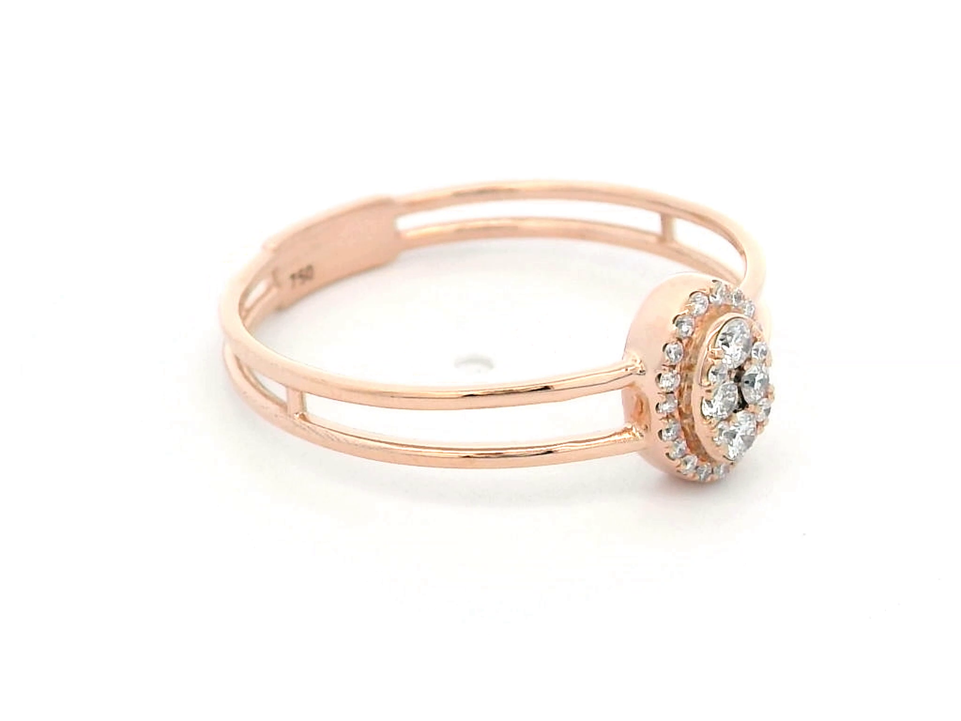 18K rose gold oval diamond halo ring with 0.15 carat diamonds and a delicate double-band design – elegant and modern fine jewelry.