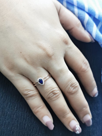 Pear-Shaped Sapphire & Diamond Halo Ring in 18K Gold | 0.51ct Sapphire