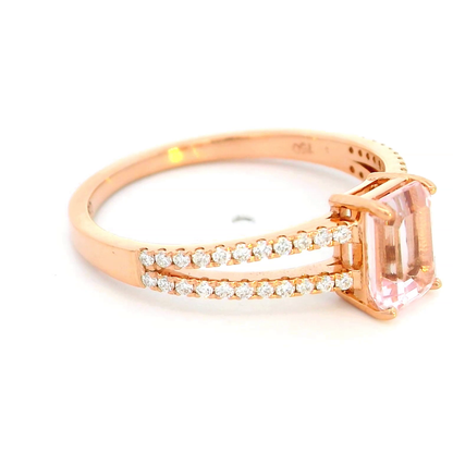 Morganite Ring in 18K Gold with Diamonds – Gift Box Included