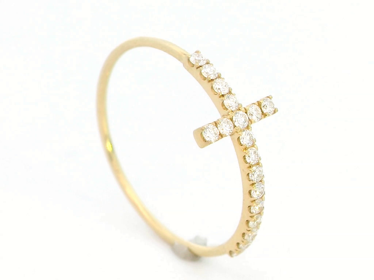 Elegant 18K Gold Cross Diamond Ring (0.17ct Diamonds)