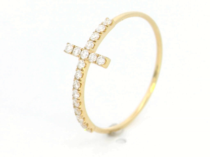 Elegant 18K Gold Cross Diamond Ring (0.17ct Diamonds)