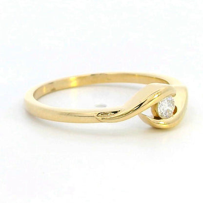 Modern 18k Gold Solitaire Diamond Engagement Ring with Tension Setting