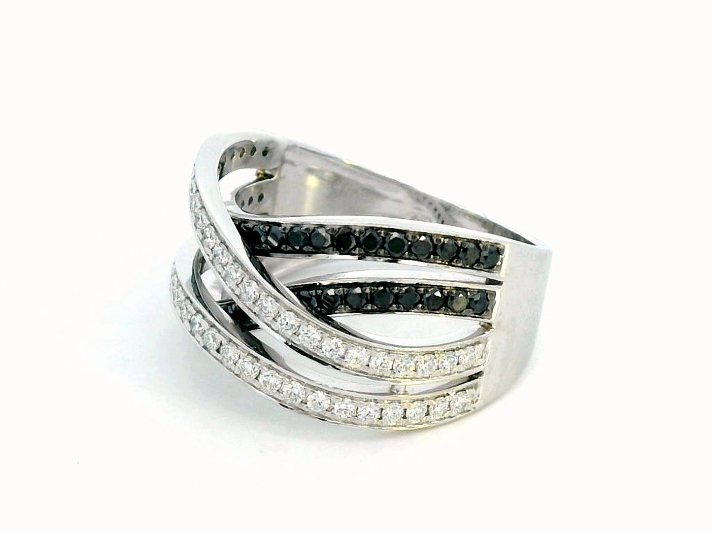 Elegant 18K White Gold Criss Cross Ring with Black & White Diamonds