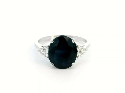 18K Gold Blue Sapphire Ring – 4.16 Carat Oval Sapphire with Diamond Accents