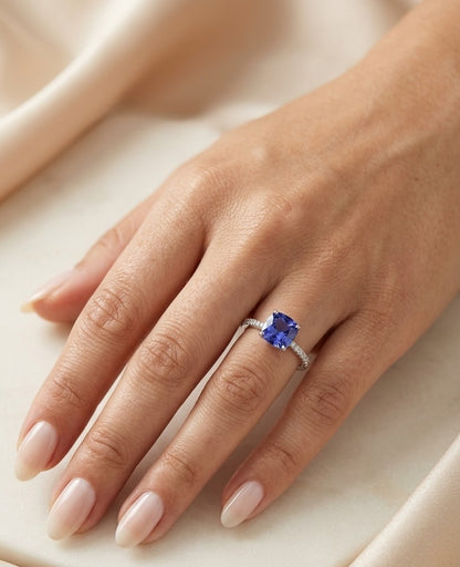 Tanzanite and Diamond Ring in 18K White Gold