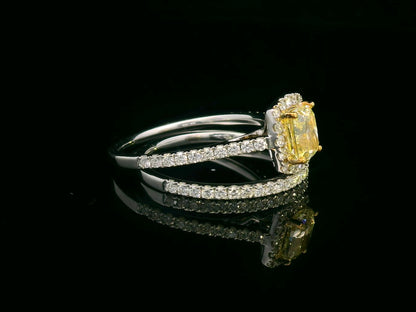 1.03 Carat Yellow Diamond Halo Engagement Ring with Matching Wedding Band in 18K Gold – Luxury Bridal Set with 0.59 Carat Diamonds