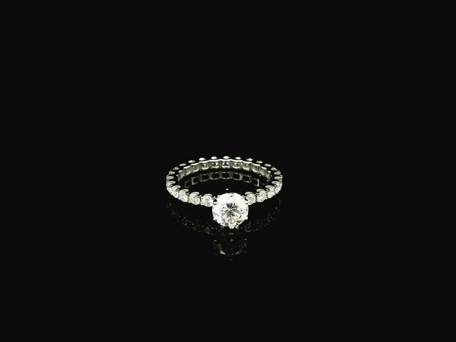 1 carat diamond engagement ring in 18K white gold with full diamond band IGI certified Emirates Diamonds
