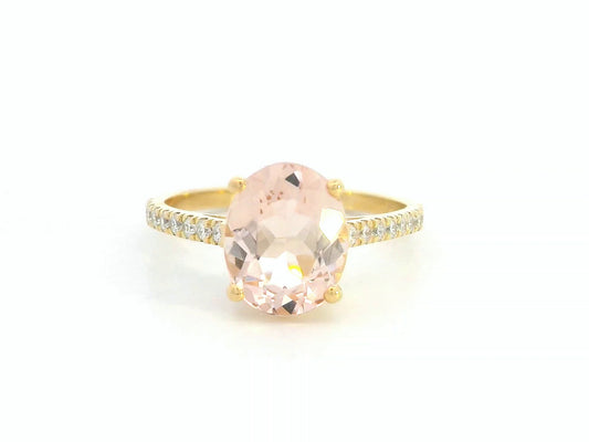 18K rose gold ring with 2.22ct oval Morganite and 0.25ct diamond band