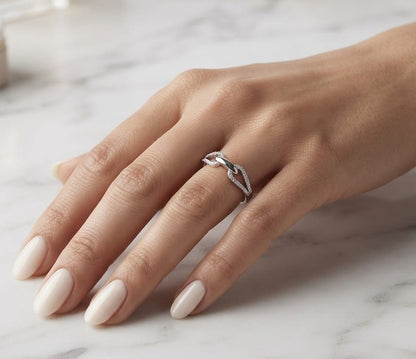 Diamond Link Ring in 18K White Gold | Chain Link Diamond Ring