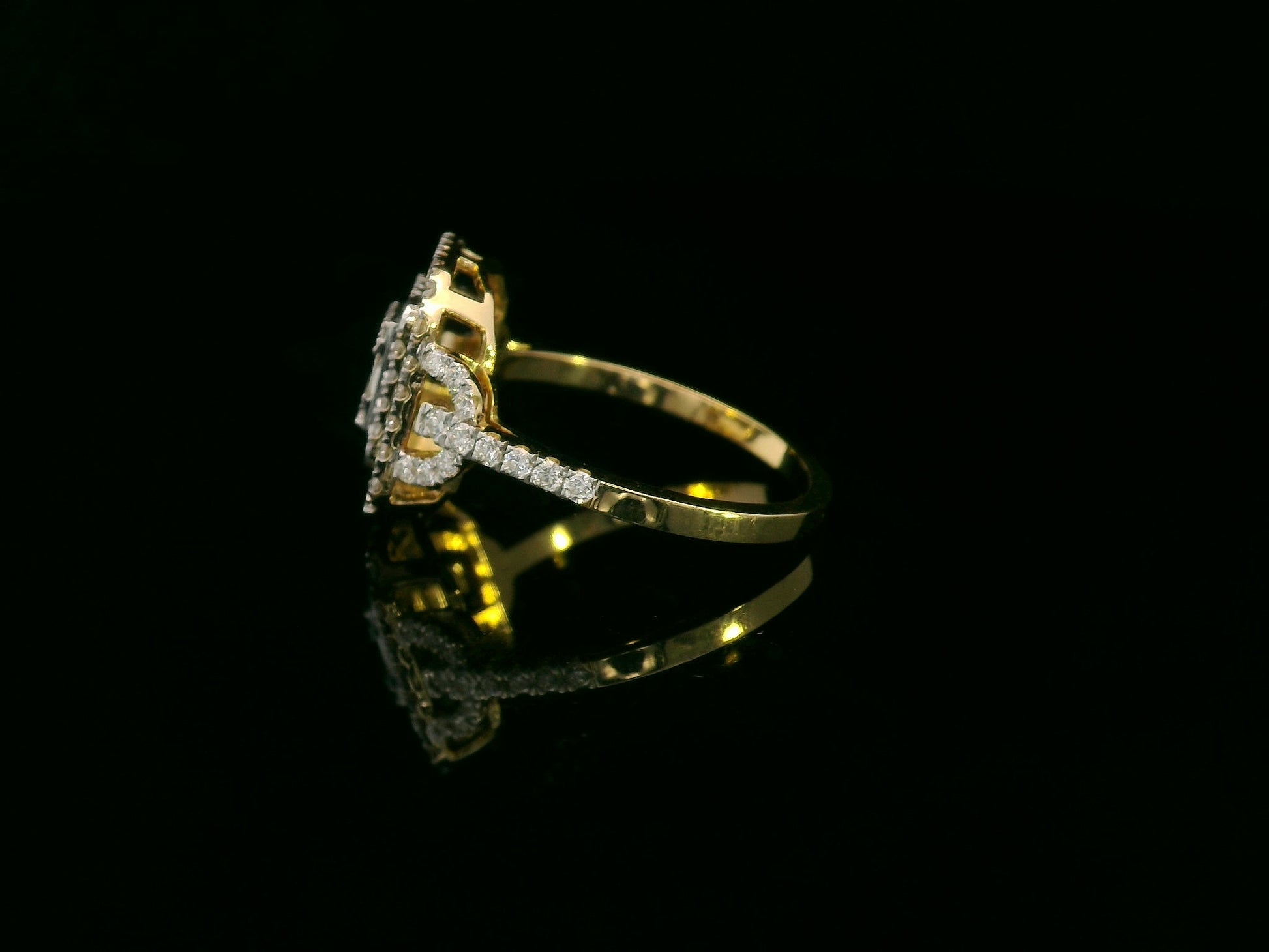 18K Yellow Gold Geometric Diamond Cluster Halo Ring with 0.74 CTW Diamonds