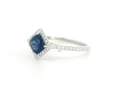18K White Gold Blue Sapphire Ring with Diamond Halo –