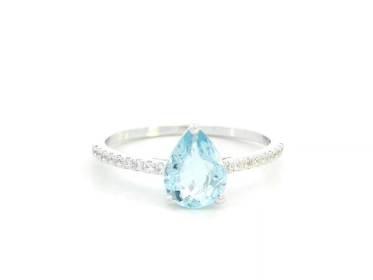 Pear-cut aquamarine ring in 18K white gold with pavé diamond band – 0.68ct aqua, 0.13ct diamonds

