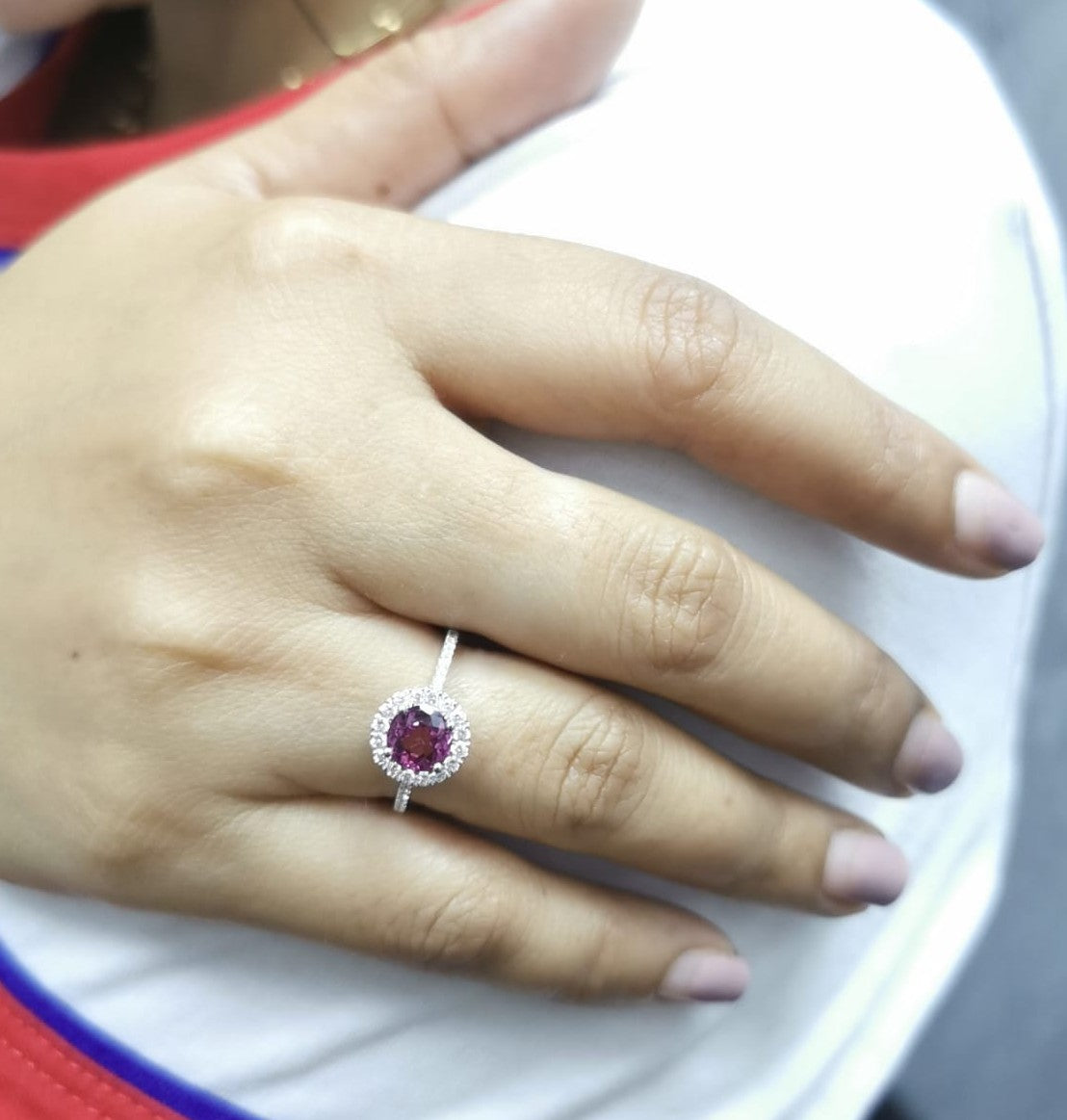 Round Rhodolite halo ring in 18K white gold with diamond-accented band – 1.35ct center, 0.40ct total diamonds