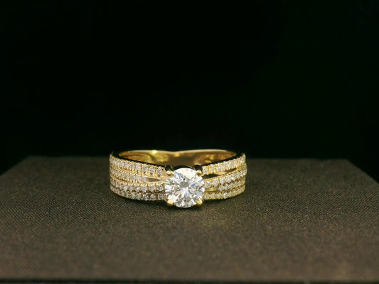 18K Yellow Gold Diamond Engagement Ring with 0.50 Carat Center Stone and 0.35 Carats Pavé Diamonds