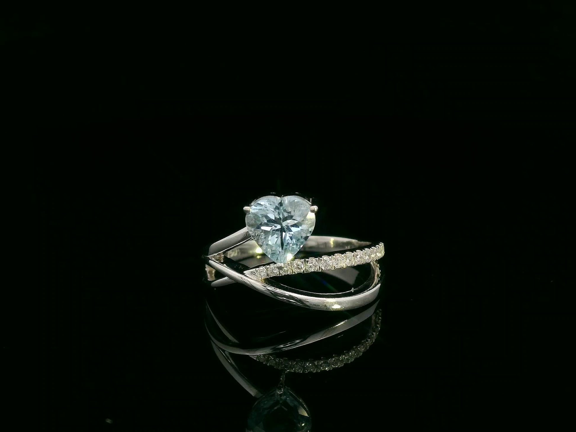 Heart-Shaped Aquamarine and Diamond Bypass Ring in 18K Gold