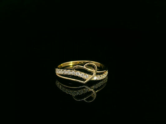 18k yellow gold heart-shaped ring with 0.21ct pavé diamonds – certificate included