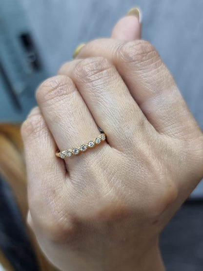 18k yellow gold slim diamond band with 0.22ct round brilliant diamonds – certificate included