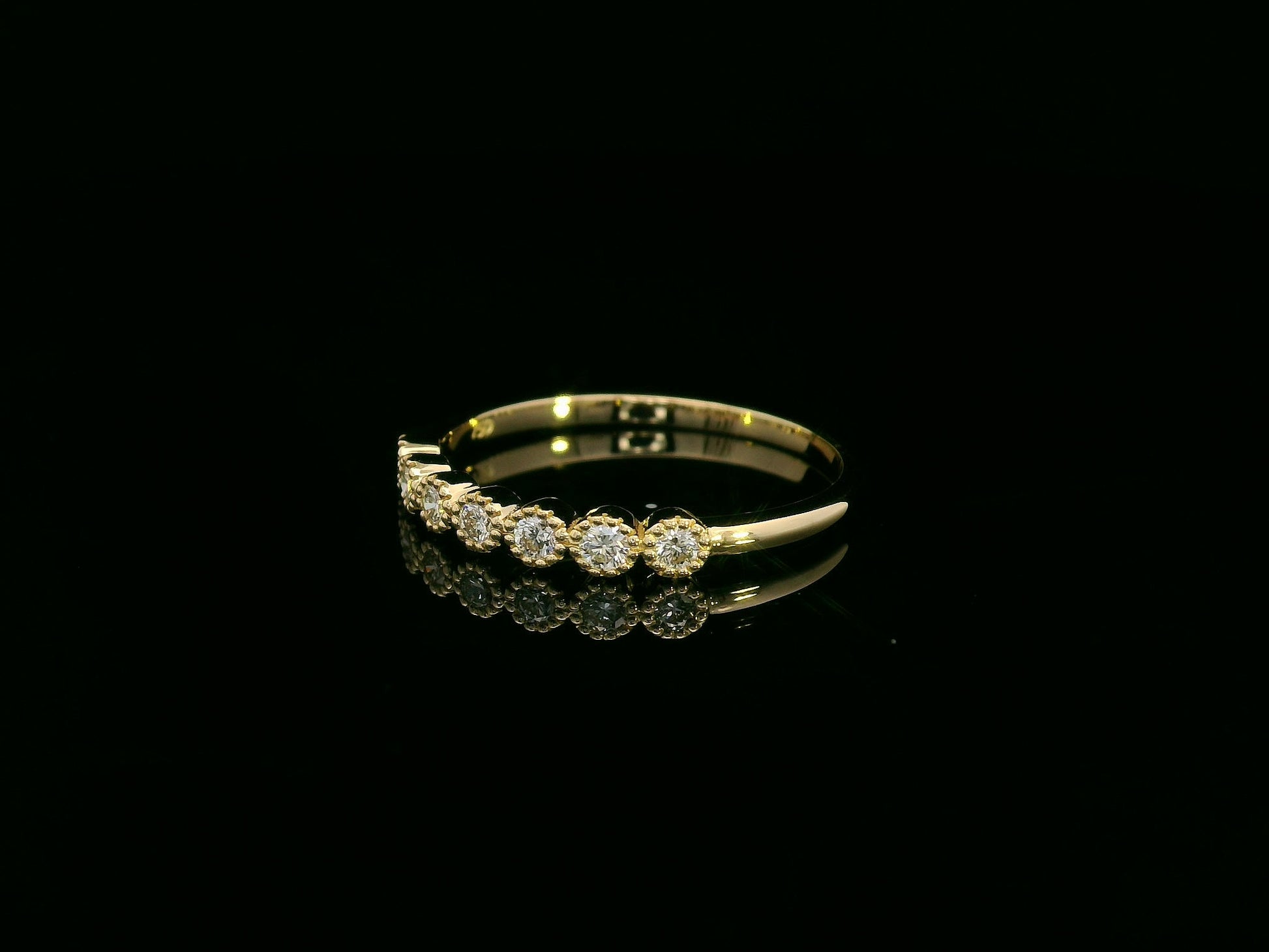 18k yellow gold slim diamond band with 0.22ct round brilliant diamonds – certificate included