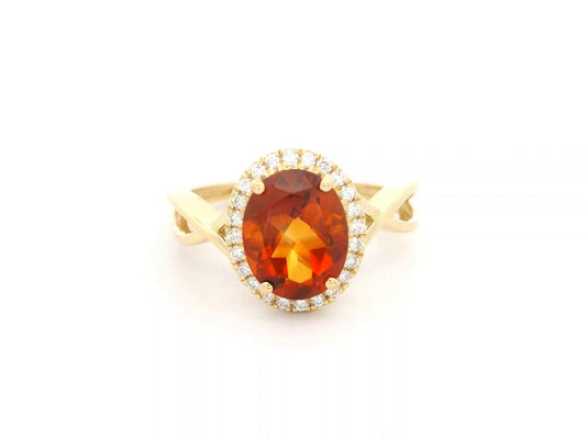 18k yellow gold ring with 1.78ct oval citrine & 0.11ct diamond halo – certificate included