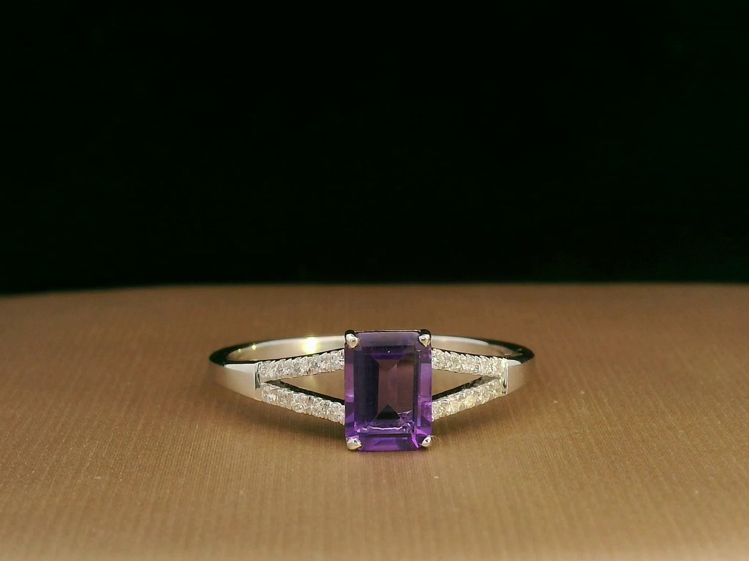 18K White Gold Amethyst and Diamond Split-Shank Ring