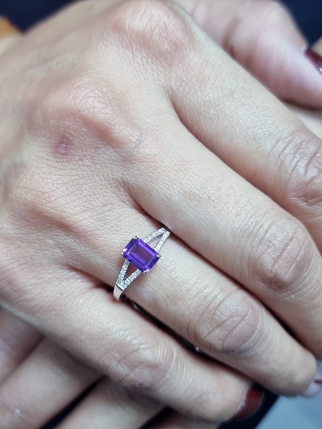 18K White Gold Amethyst and Diamond Split-Shank Ring