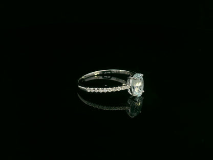 18K white gold oval aquamarine and diamond ring – elegant fine jewelry by Emirates Diamonds.