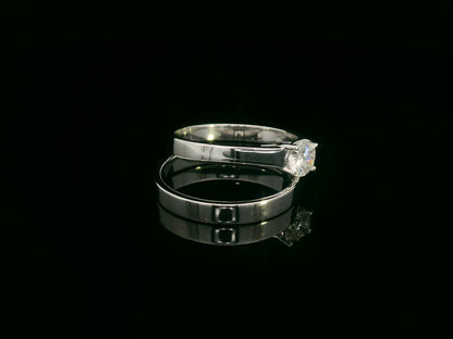 0.51 ct diamond engagement ring and matching wedding band in 18K white gold –